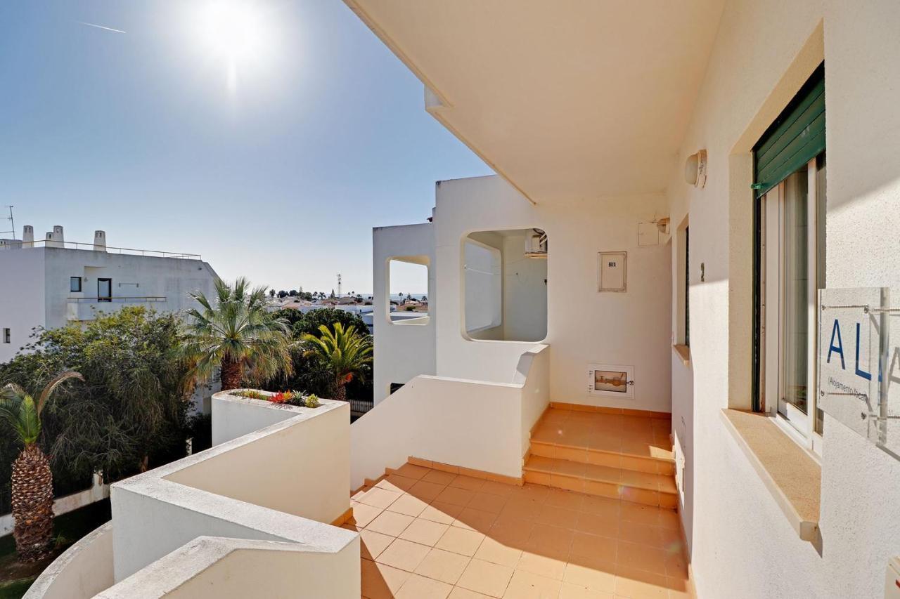 Albufeira Delight With Pool By Homing Guia (Faro) Exterior foto