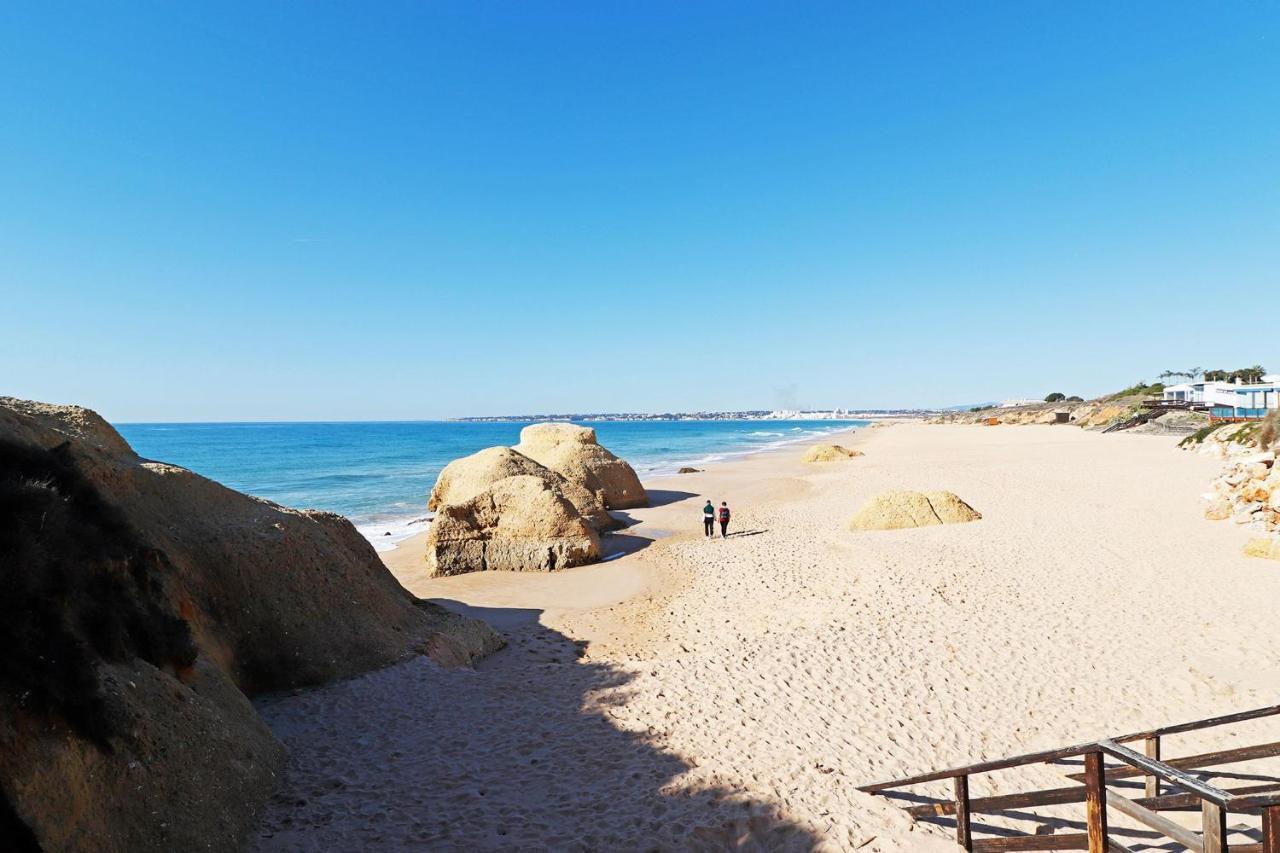 Albufeira Delight With Pool By Homing Guia (Faro) Exterior foto